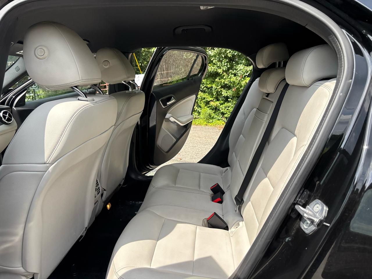Mercedes-Benz GLA-Class GLA250 2020