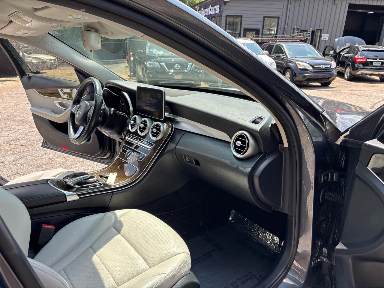 Mercedes-Benz C-Class C300 4MATIC Sedan 2016