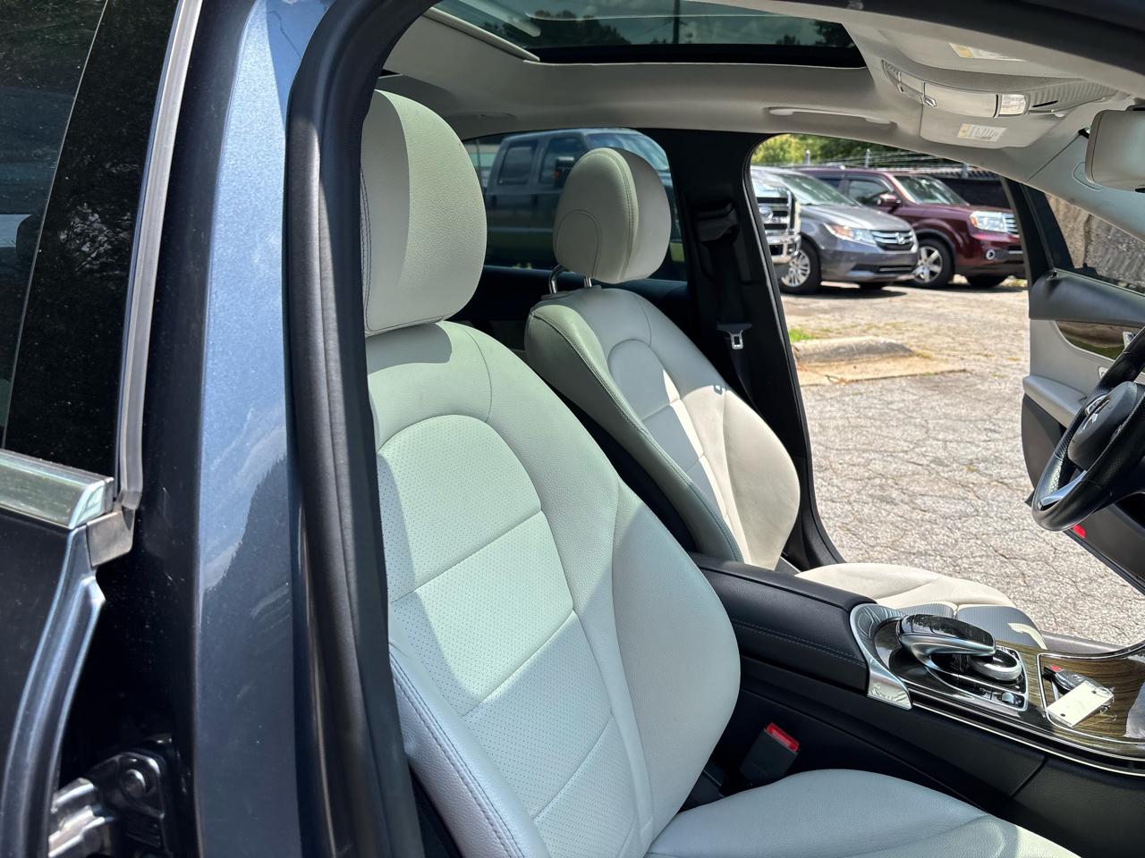 Mercedes-Benz C-Class C300 4MATIC Sedan 2016