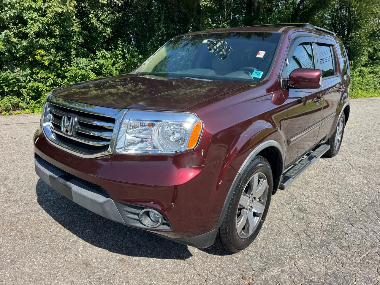 Honda Pilot Touring 4WD 5-Spd AT with DVD 2012
