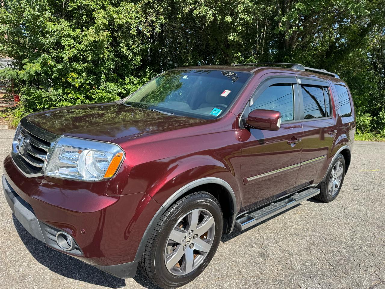 Honda Pilot Touring 4WD 5-Spd AT with DVD 2012