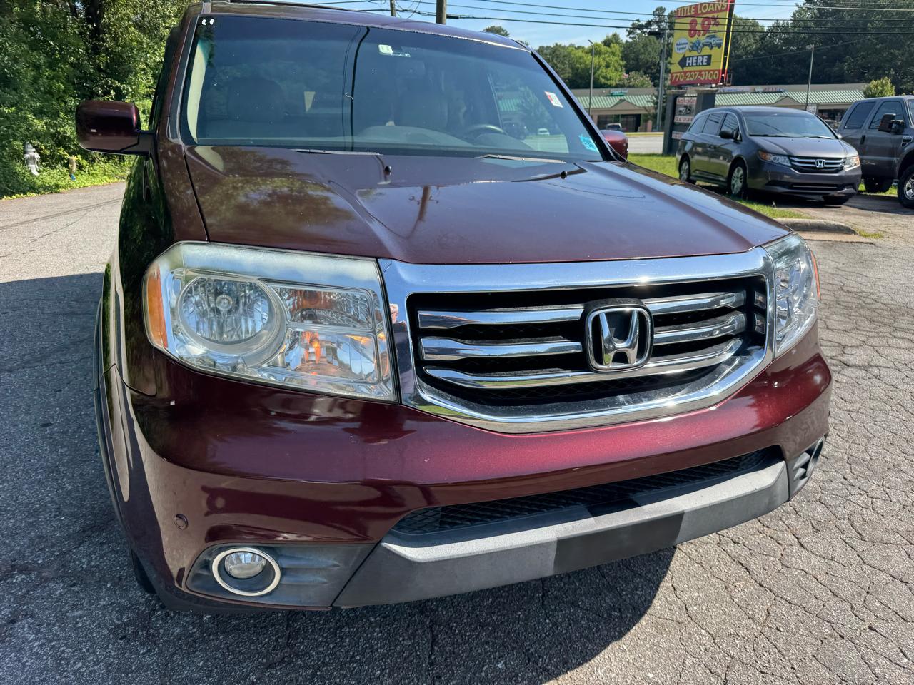 Honda Pilot Touring 4WD 5-Spd AT with DVD 2012