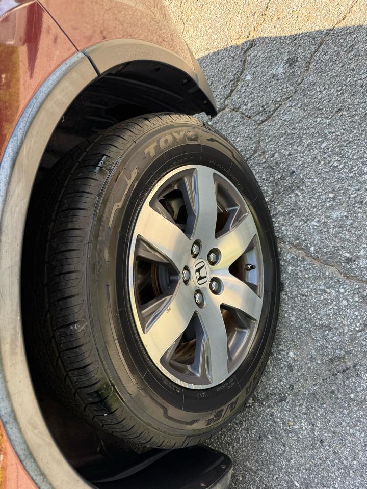 Honda Pilot Touring 4WD 5-Spd AT with DVD 2012