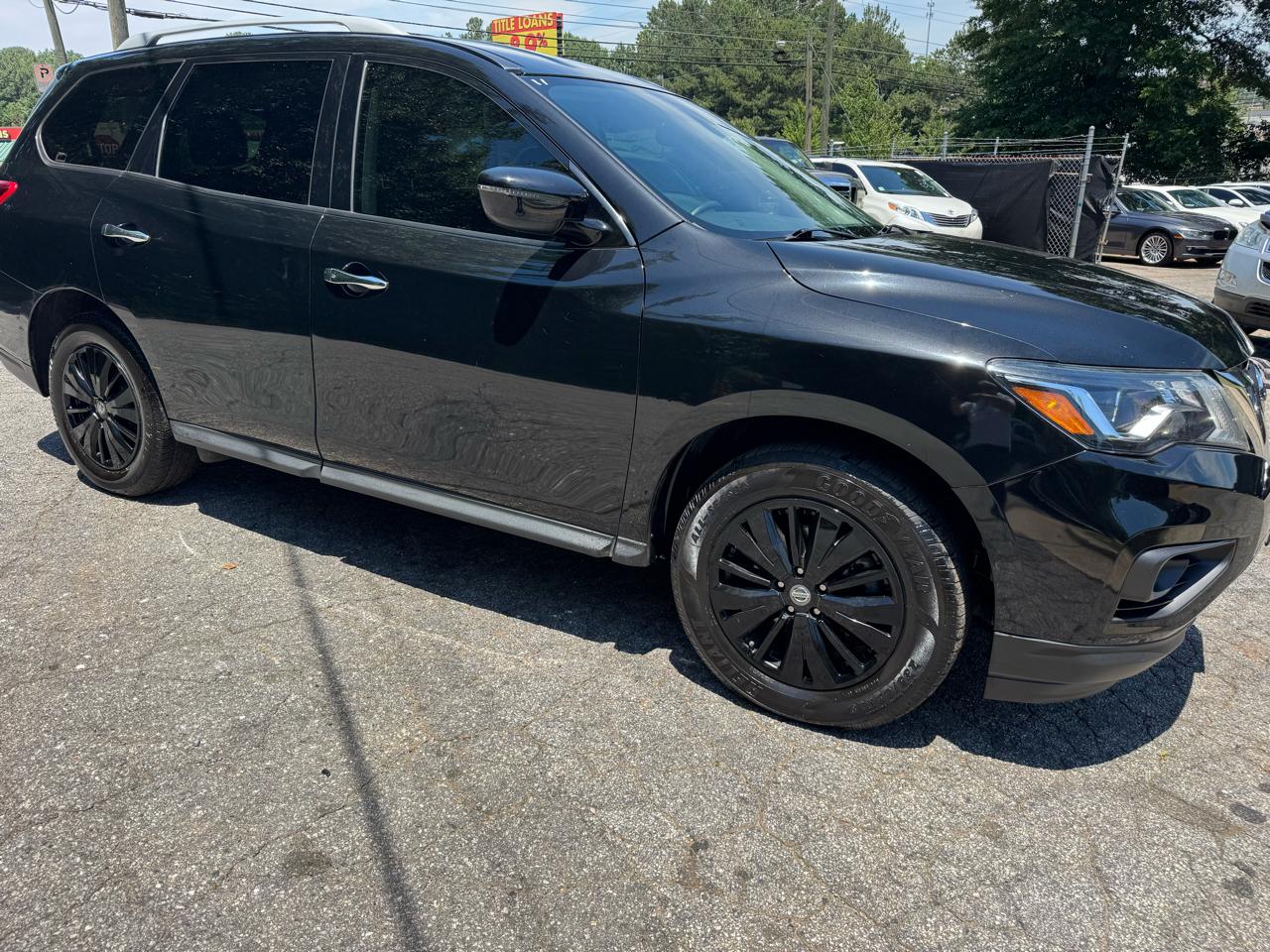 Nissan Pathfinder SV 2020