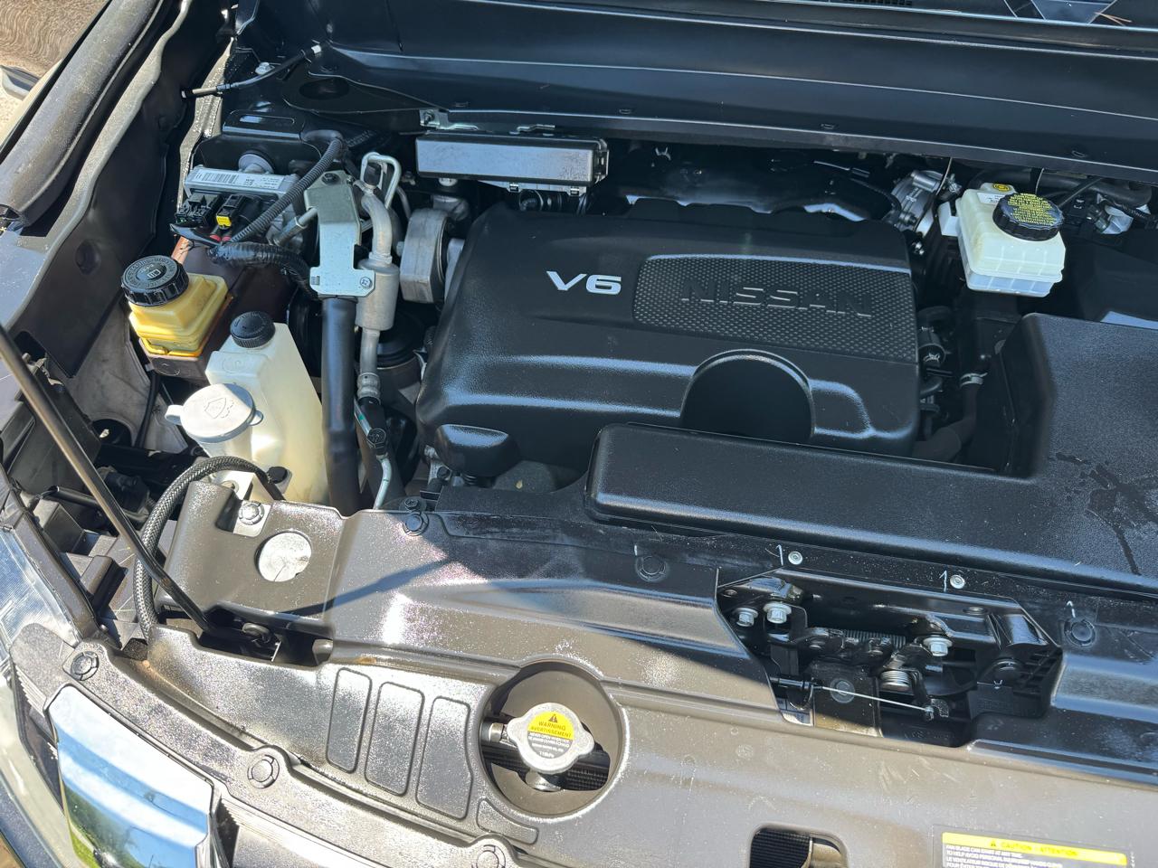 Nissan Pathfinder SV 2020