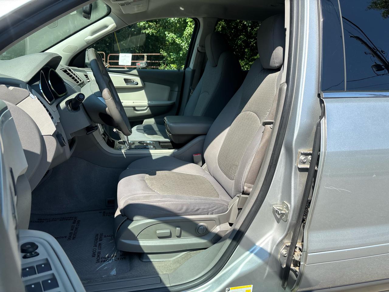 Chevrolet Traverse LT2 AWD 2010