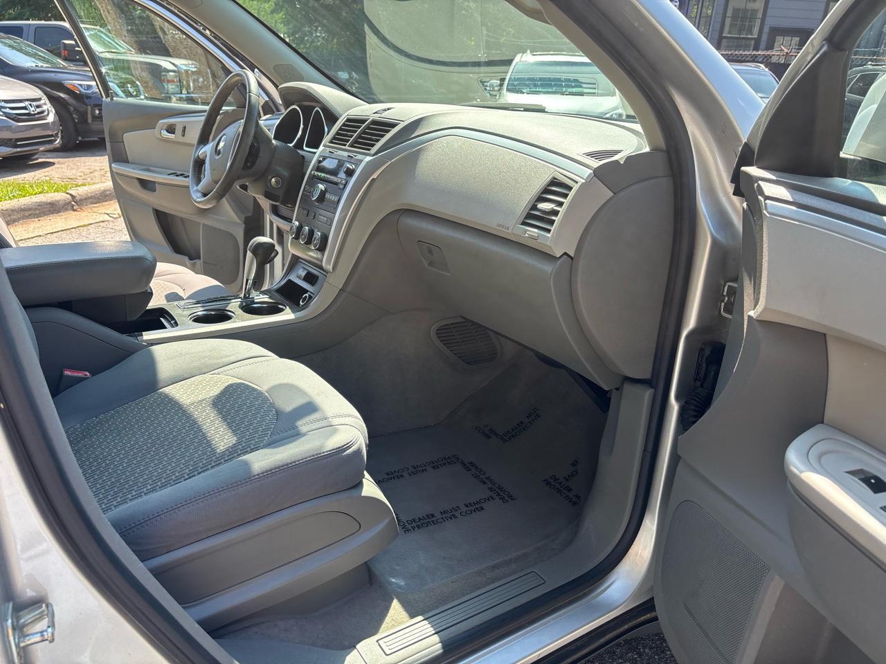 Chevrolet Traverse LT2 AWD 2010
