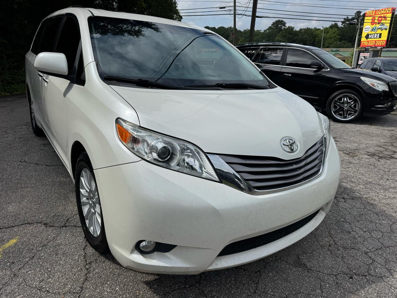 Toyota Sienna Limited Premium 7-Passenger 2017
