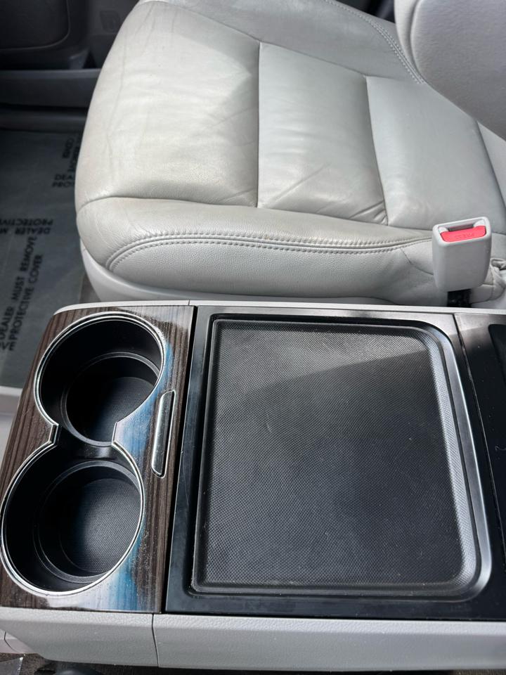 Toyota Sienna Limited Premium 7-Passenger 2017
