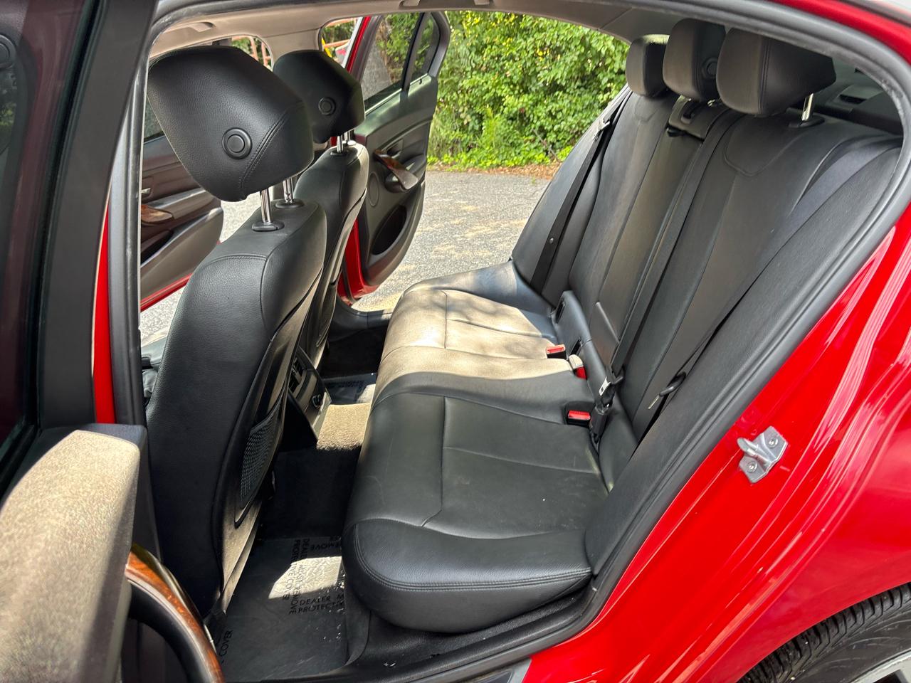 BMW 3-Series 328i Sedan 2015
