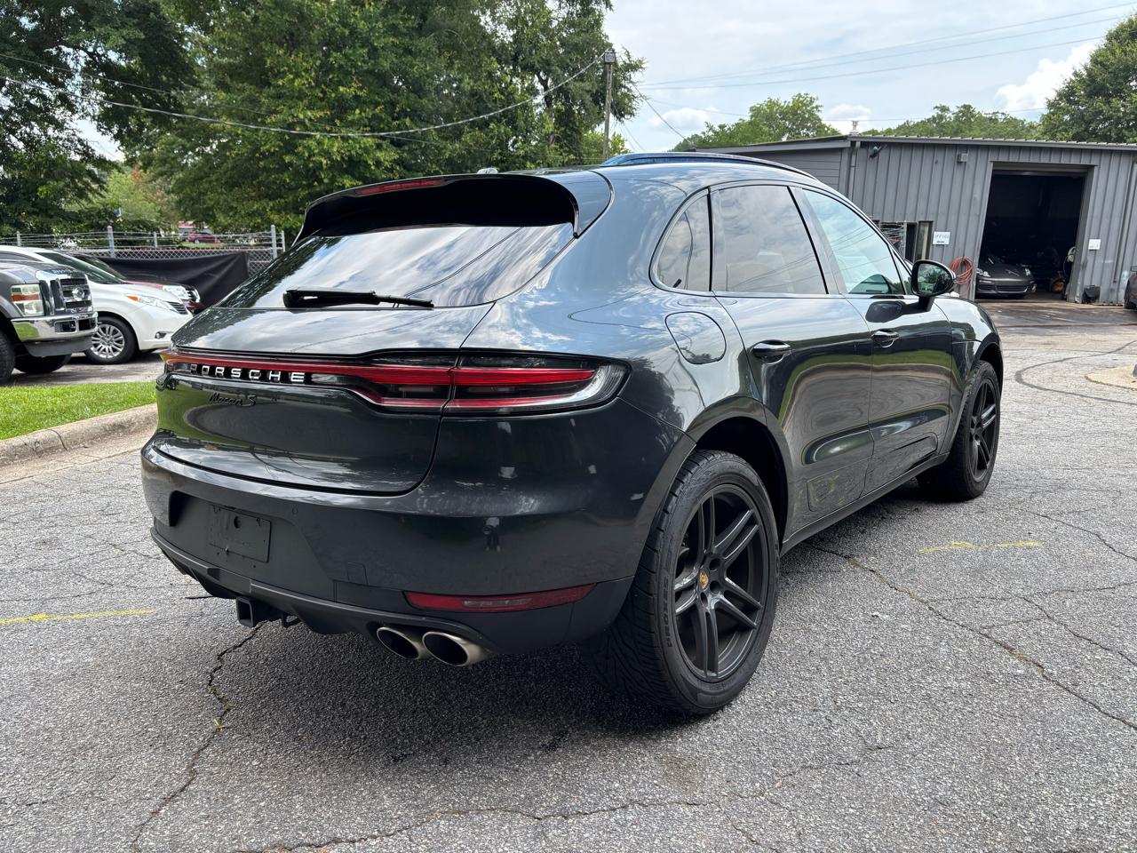 Porsche Macan S 2021