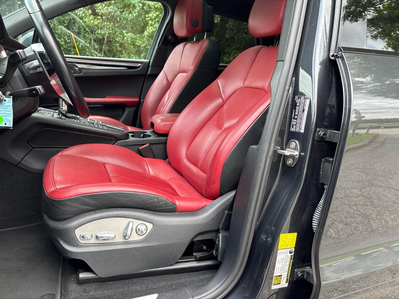 Porsche Macan S 2021