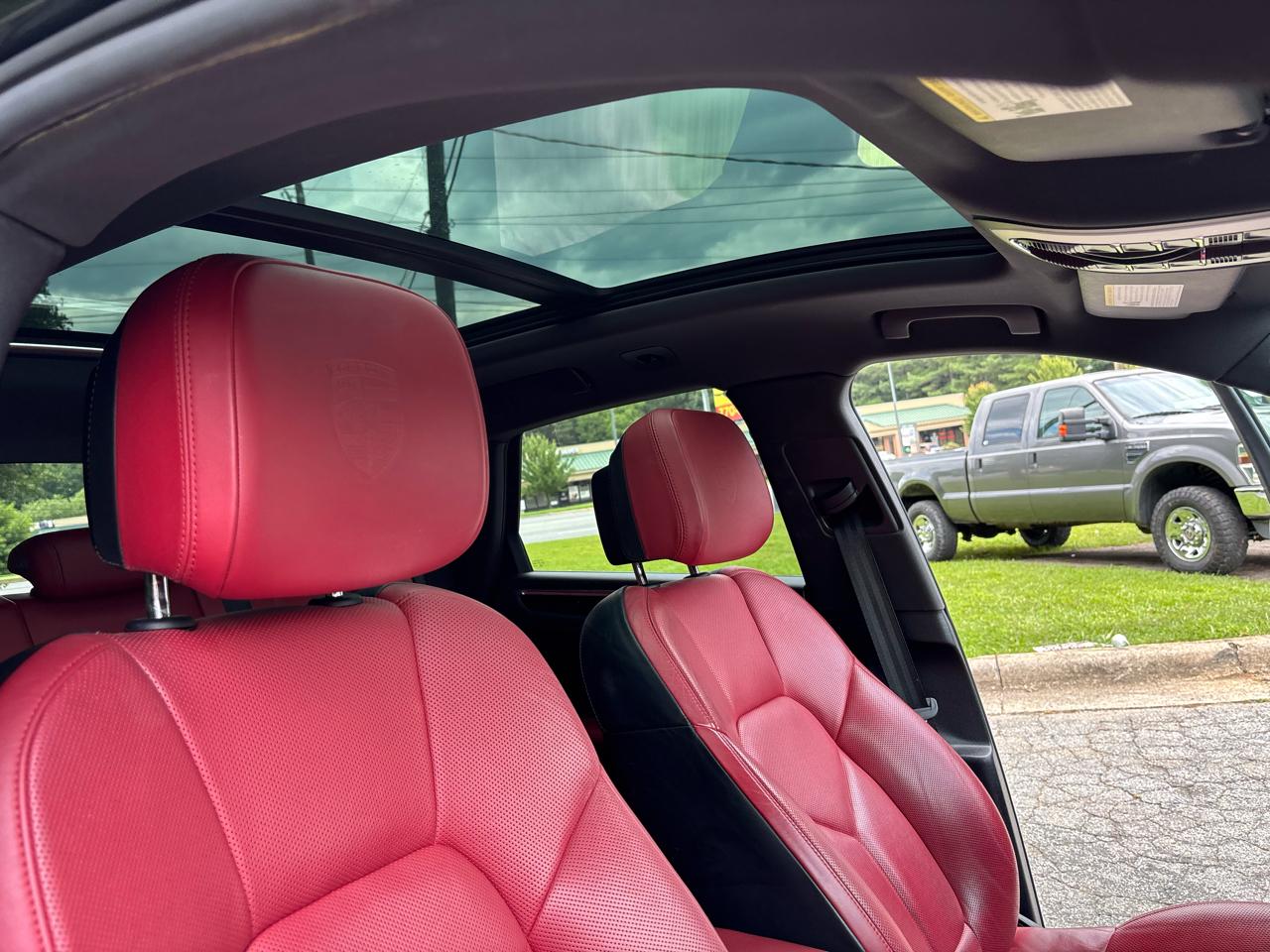 Porsche Macan S 2021