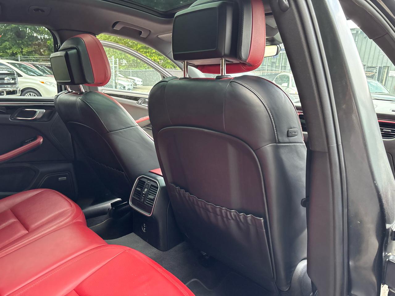 Porsche Macan S 2021