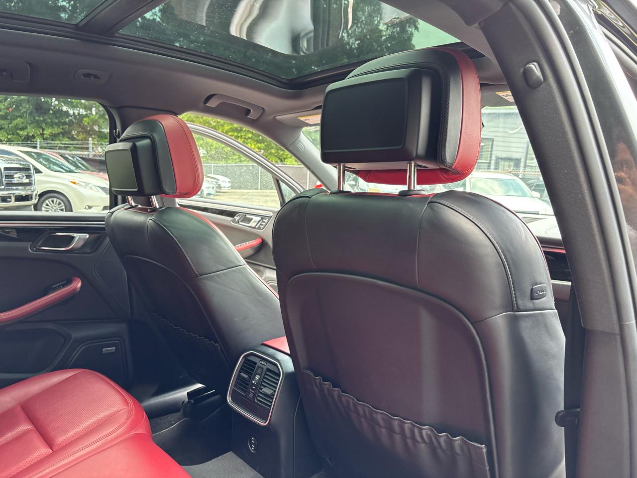 Porsche Macan S 2021