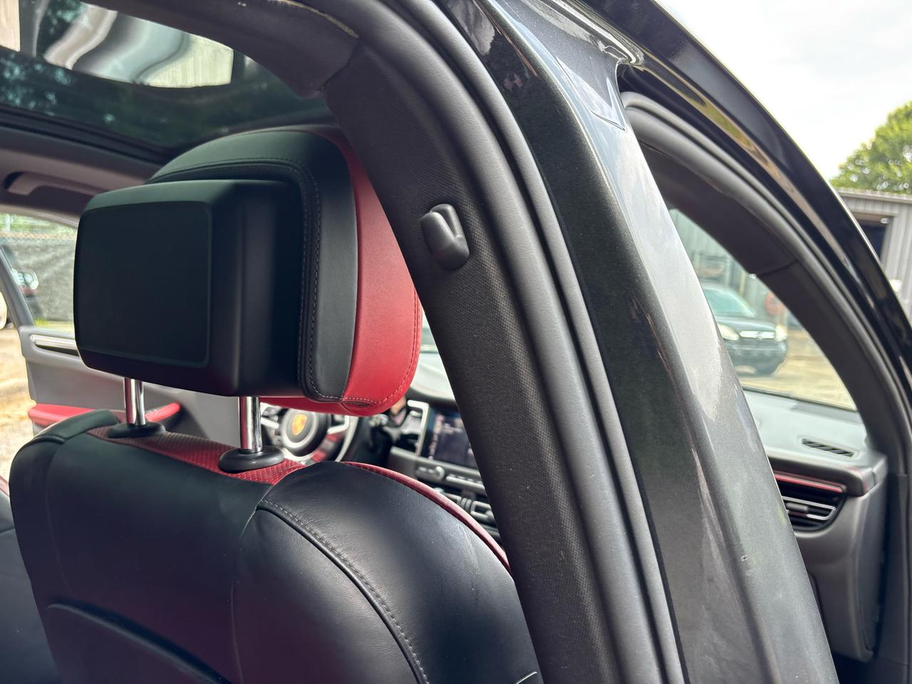 Porsche Macan S 2021