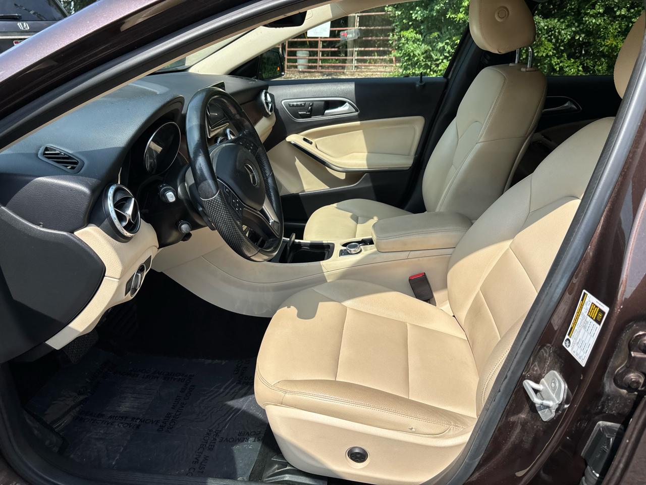 Mercedes-Benz GLA-Class GLA250 2015