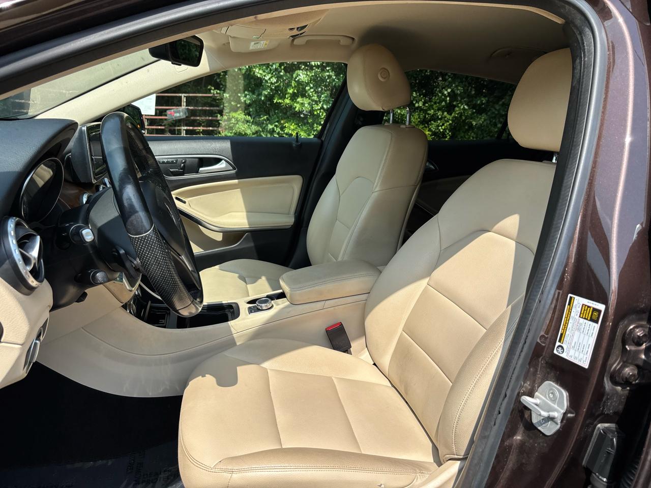 Mercedes-Benz GLA-Class GLA250 2015