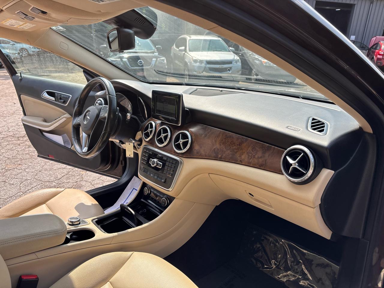 Mercedes-Benz GLA-Class GLA250 2015