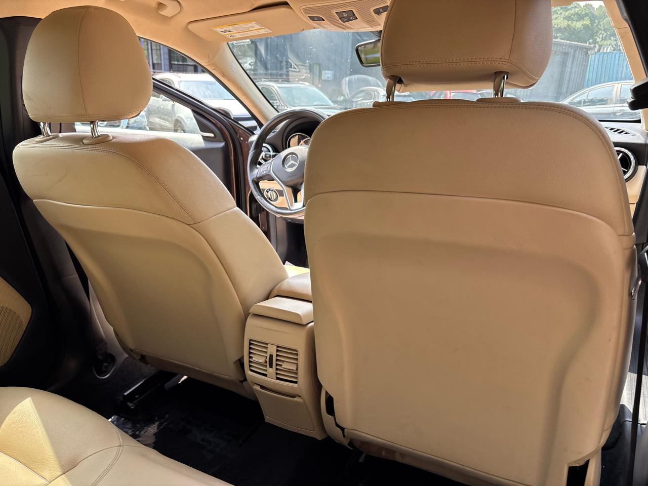 Mercedes-Benz GLA-Class GLA250 2015
