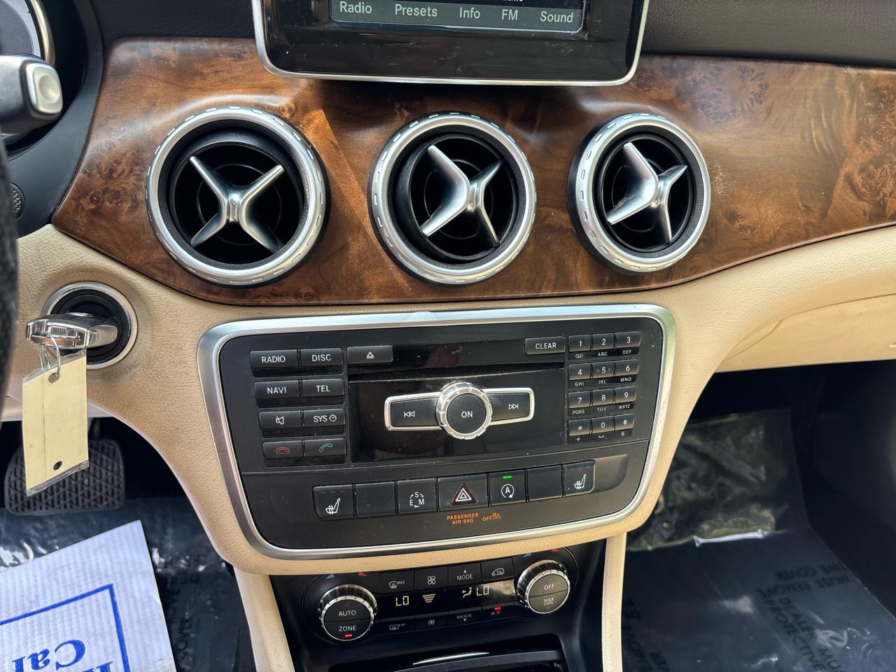 Mercedes-Benz GLA-Class GLA250 2015