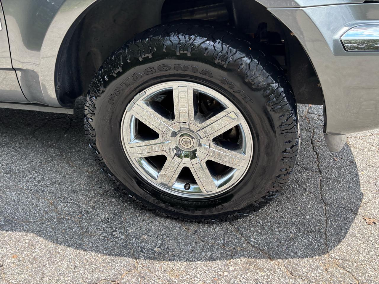 Chrysler Aspen Limited 2WD 2008