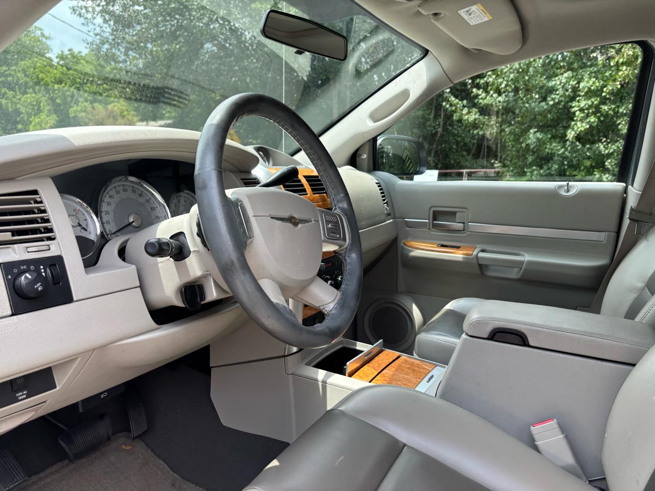 Chrysler Aspen Limited 2WD 2008
