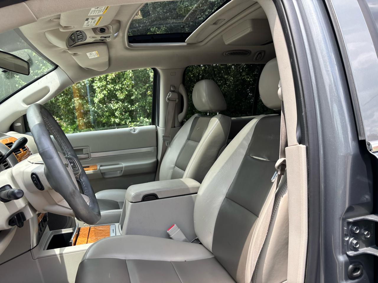 Chrysler Aspen Limited 2WD 2008