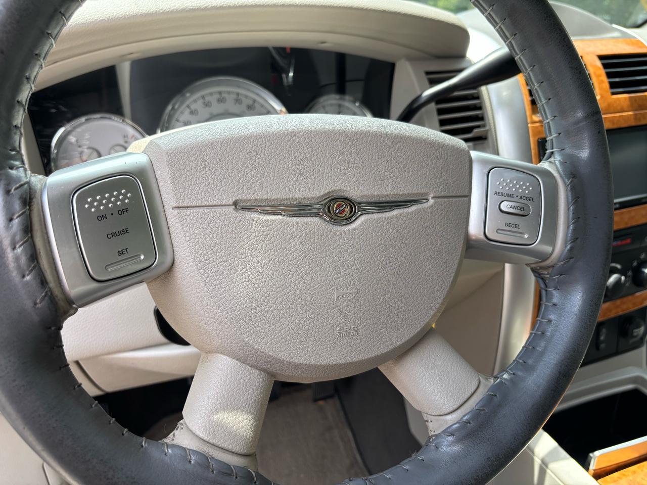 Chrysler Aspen Limited 2WD 2008