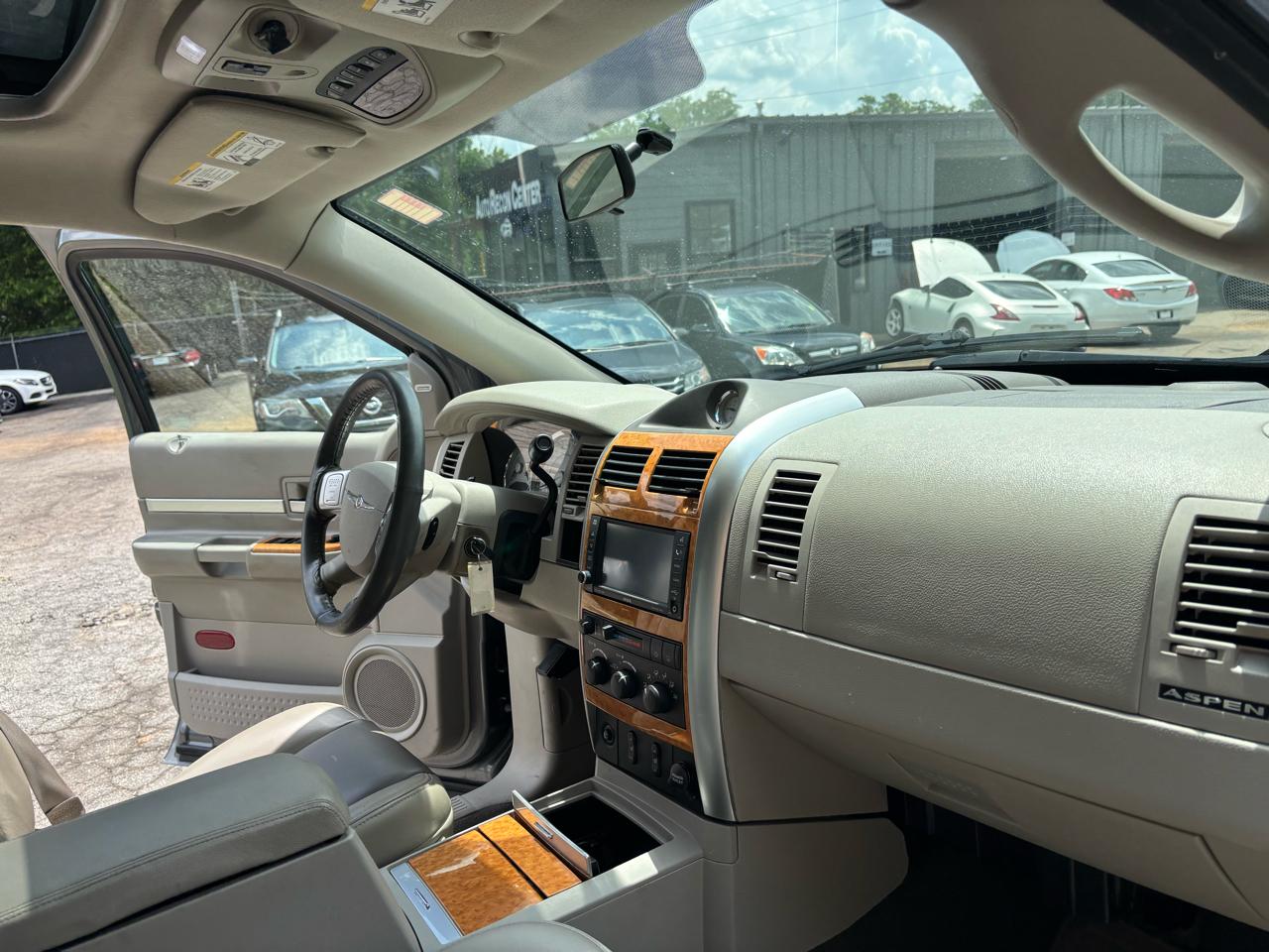Chrysler Aspen Limited 2WD 2008