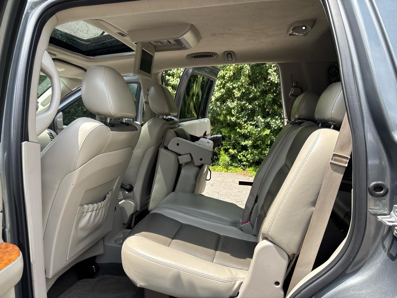 Chrysler Aspen Limited 2WD 2008