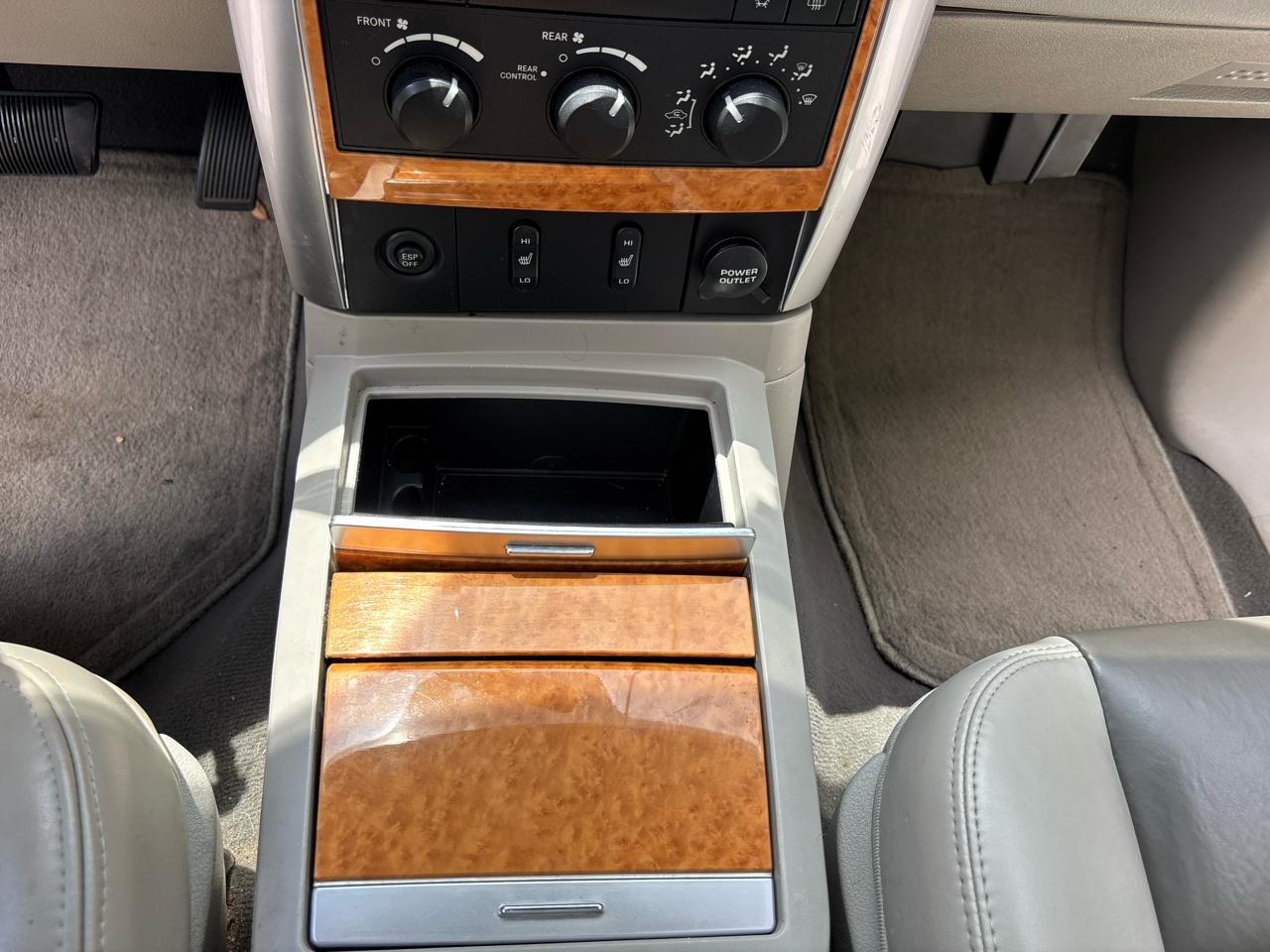 Chrysler Aspen Limited 2WD 2008