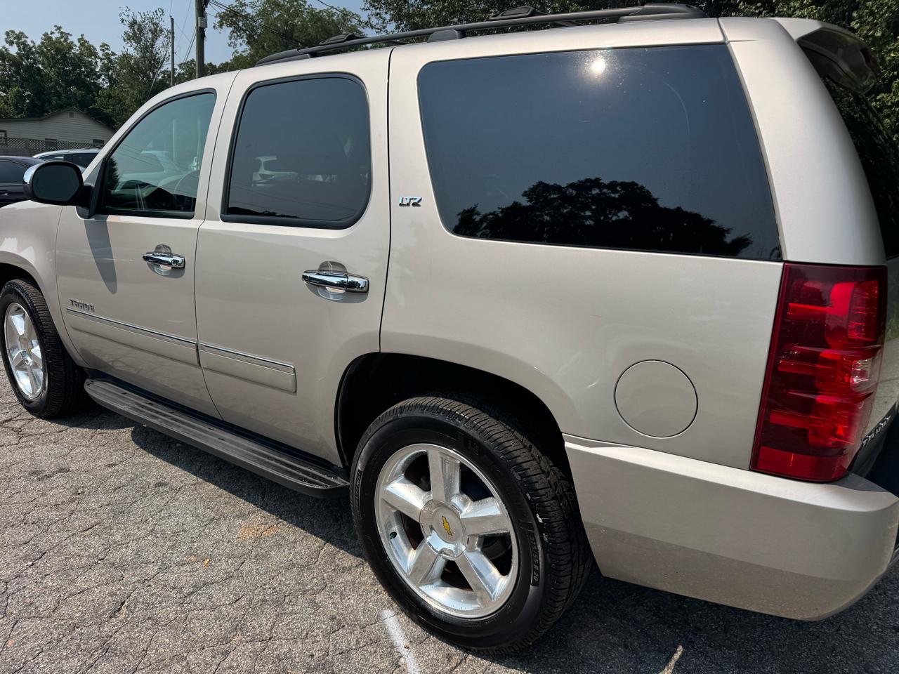 Chevrolet Tahoe LTZ 2WD 2009