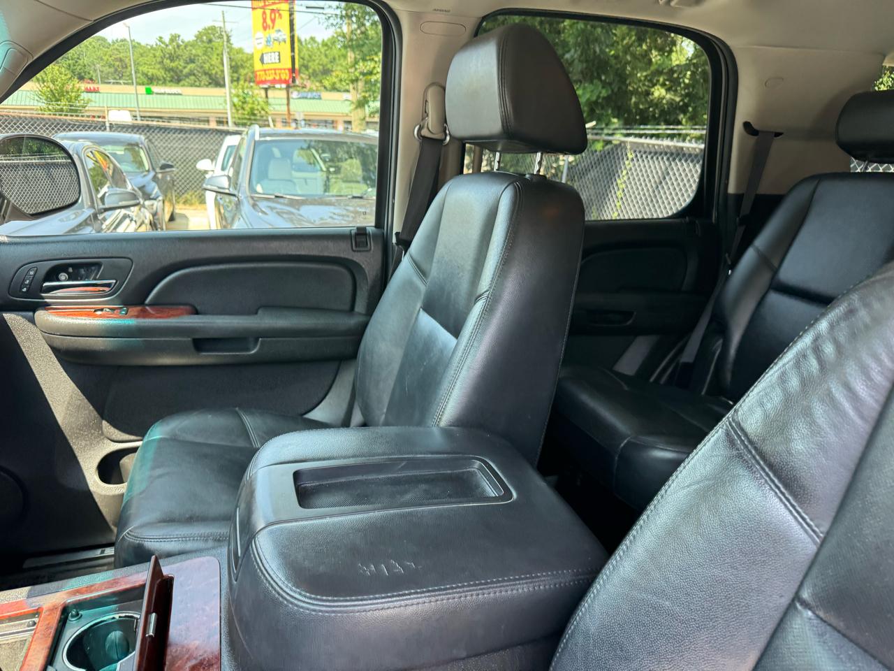 Chevrolet Tahoe LTZ 2WD 2009