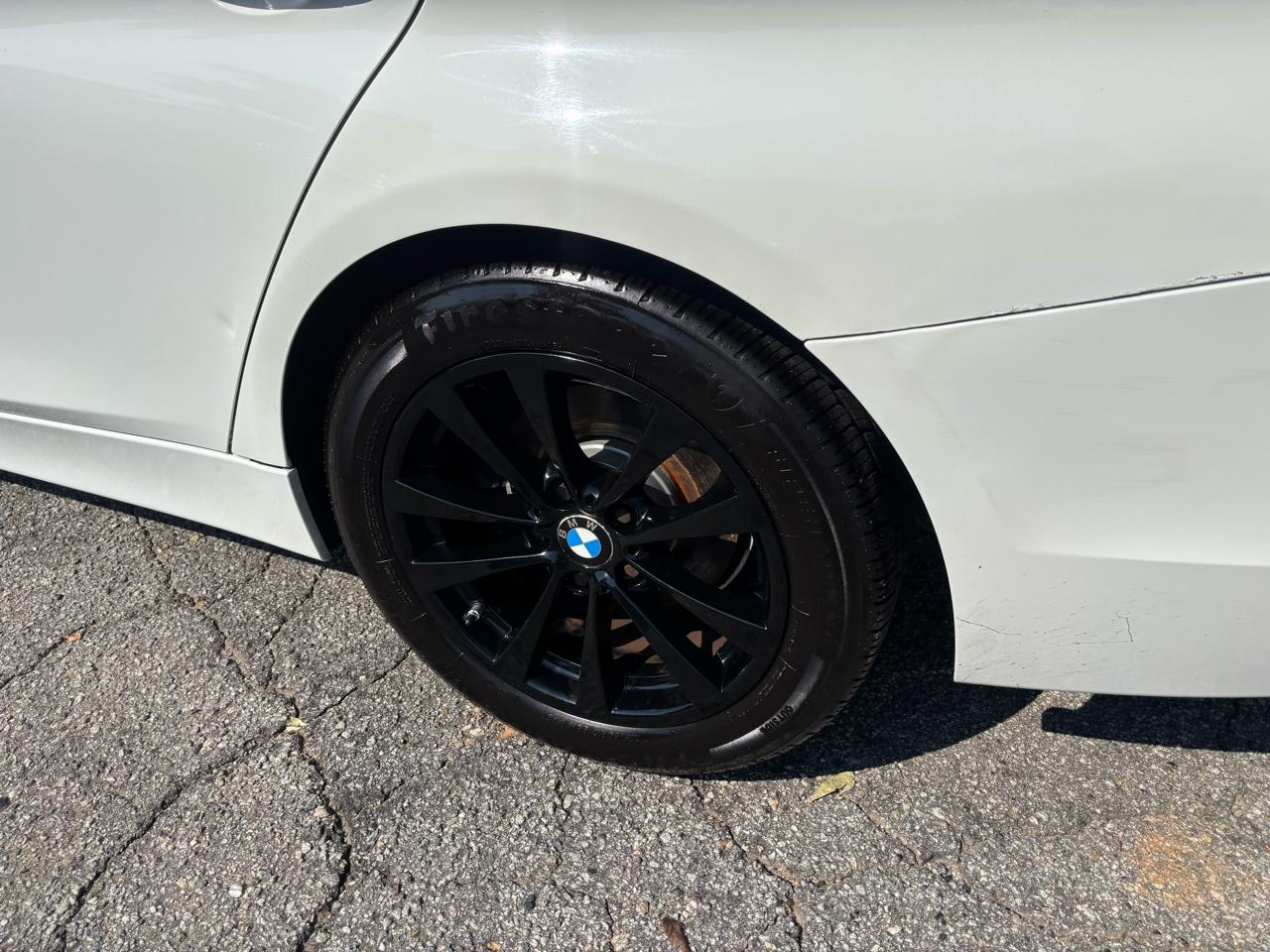 BMW 3-Series 320i Sedan 2016