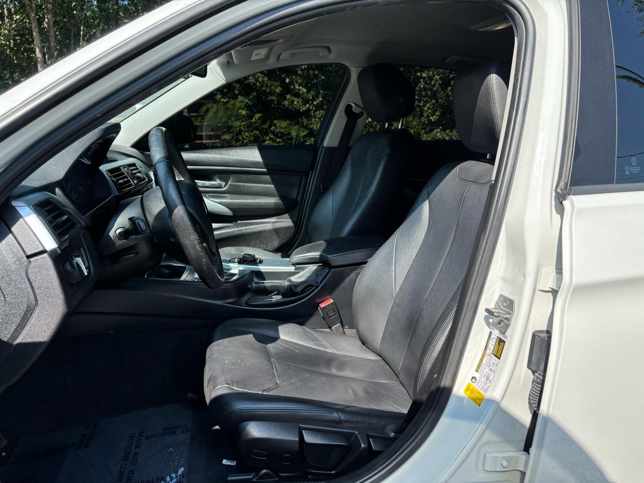 BMW 3-Series 320i Sedan 2016
