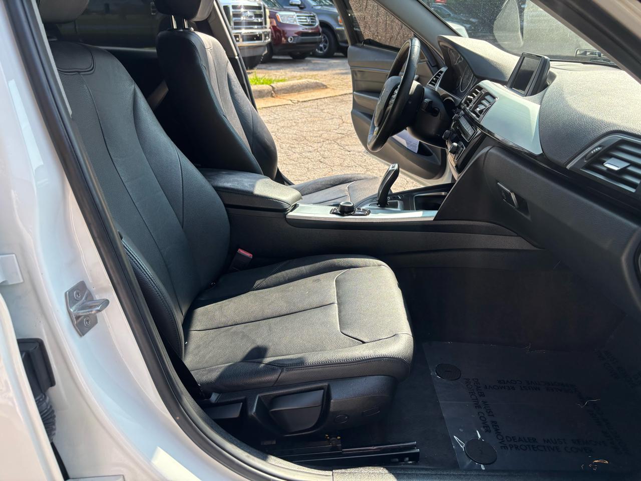 BMW 3-Series 320i Sedan 2016