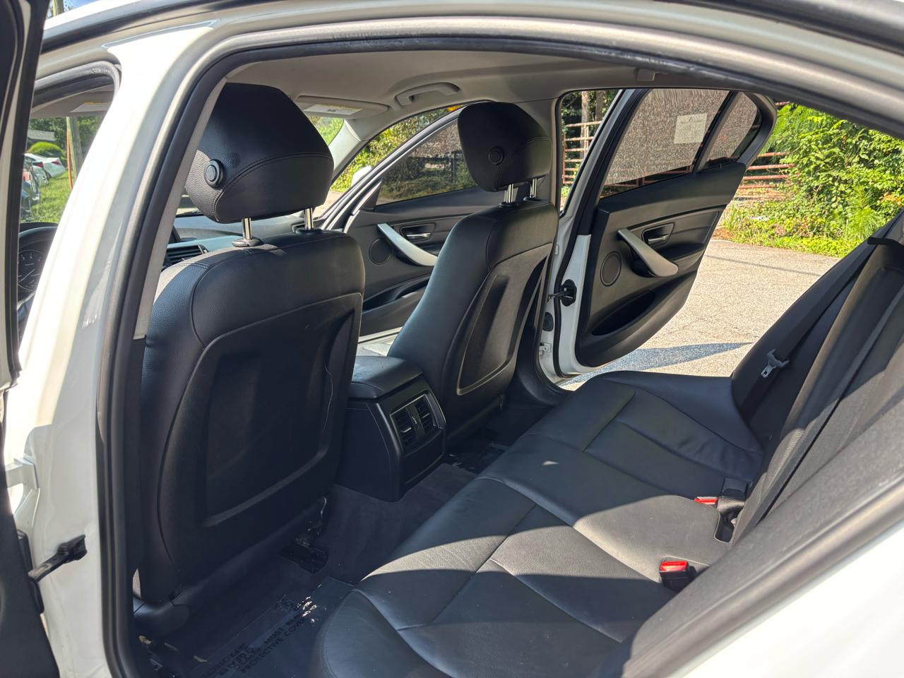 BMW 3-Series 320i Sedan 2016