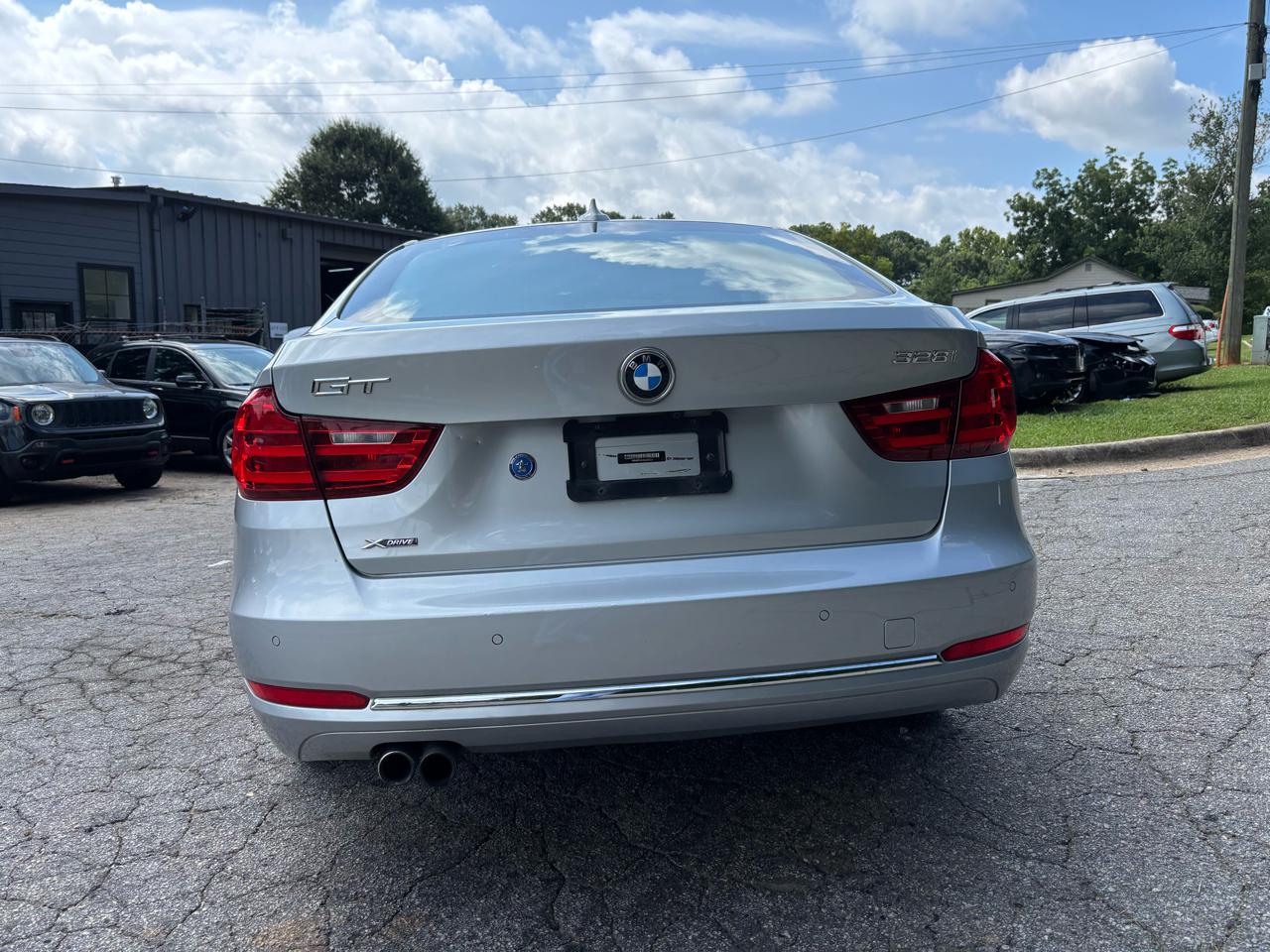 BMW 3-Series Gran Turismo 328i xDrive SULEV 2016