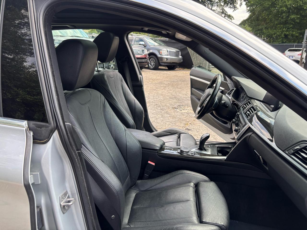 BMW 3-Series Gran Turismo 328i xDrive SULEV 2016