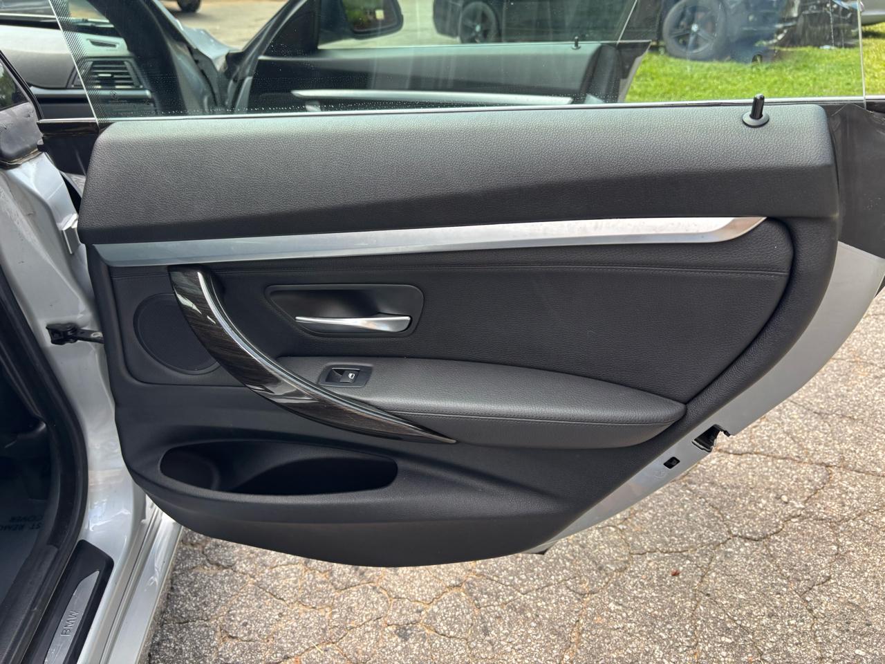 BMW 3-Series Gran Turismo 328i xDrive SULEV 2016