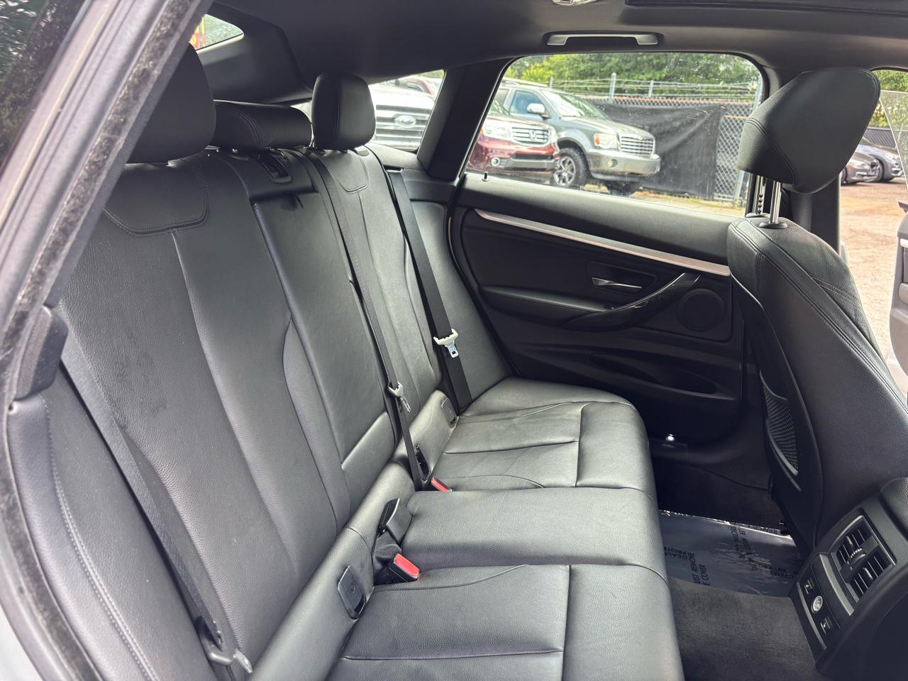 BMW 3-Series Gran Turismo 328i xDrive SULEV 2016