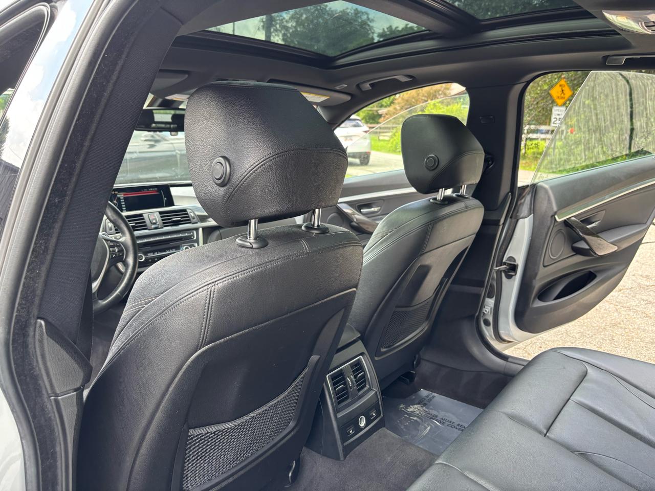 BMW 3-Series Gran Turismo 328i xDrive SULEV 2016