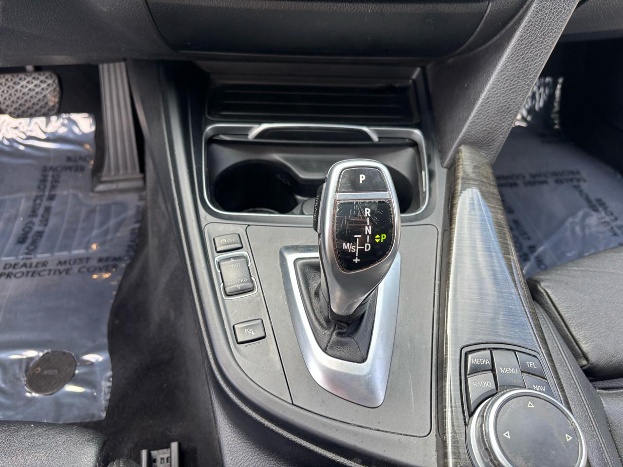 BMW 3-Series Gran Turismo 328i xDrive SULEV 2016
