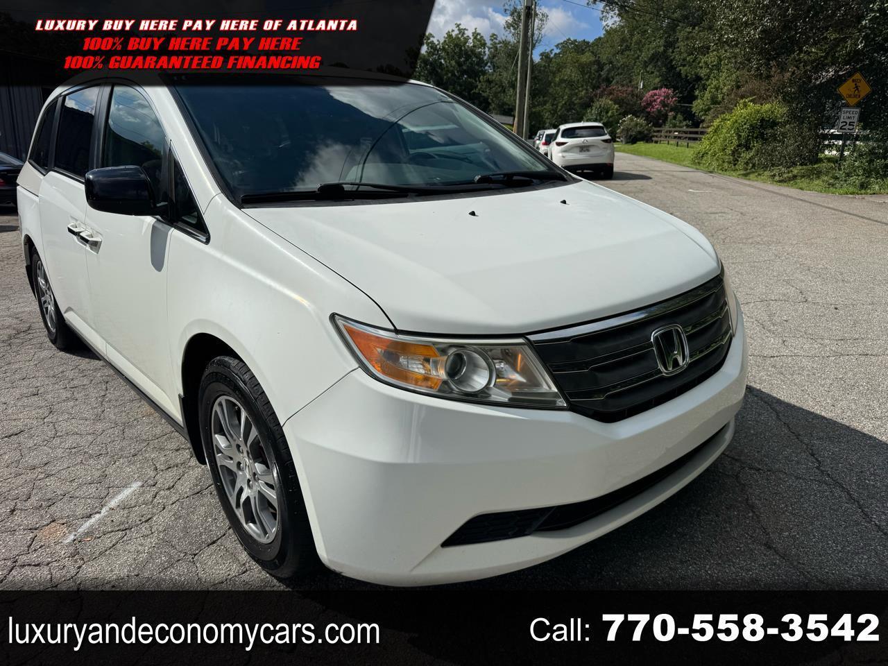 White 2013 Honda Odyssey Minivan Front-Wheel Drive Automatic