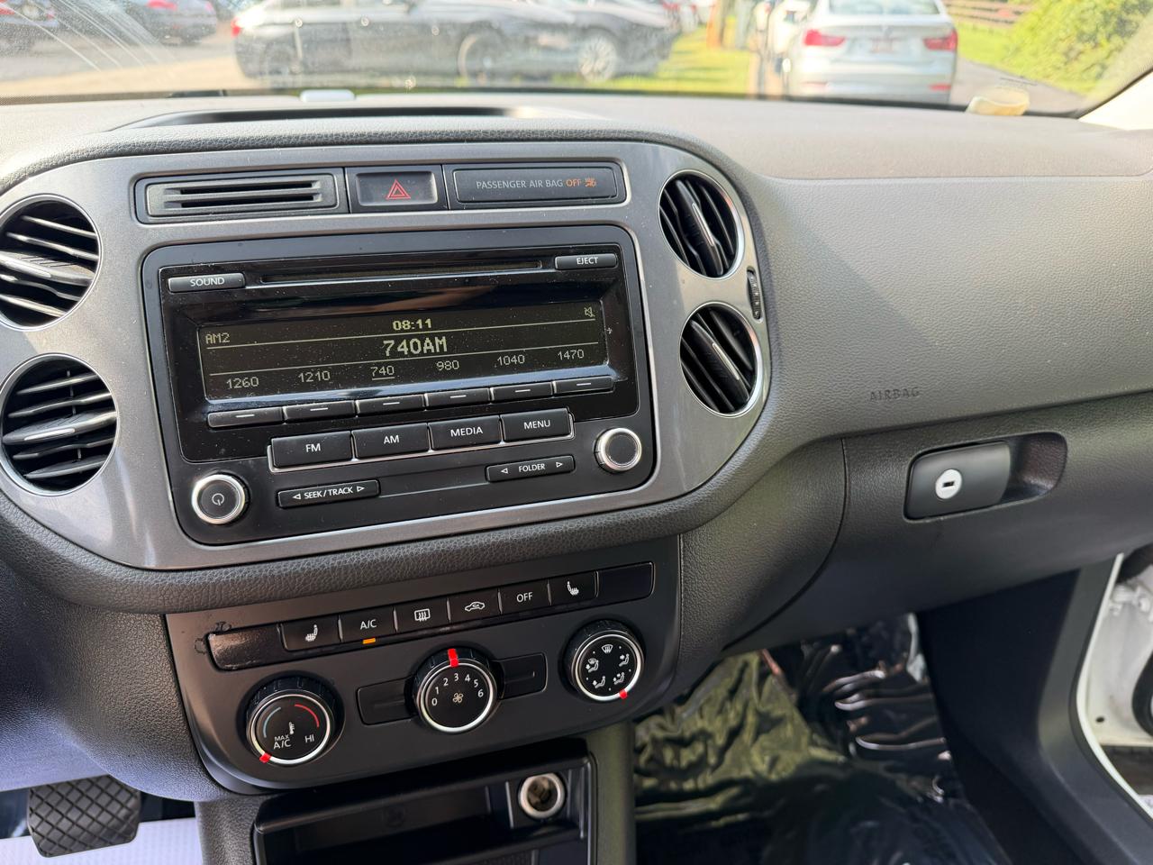 Volkswagen Tiguan S 2014