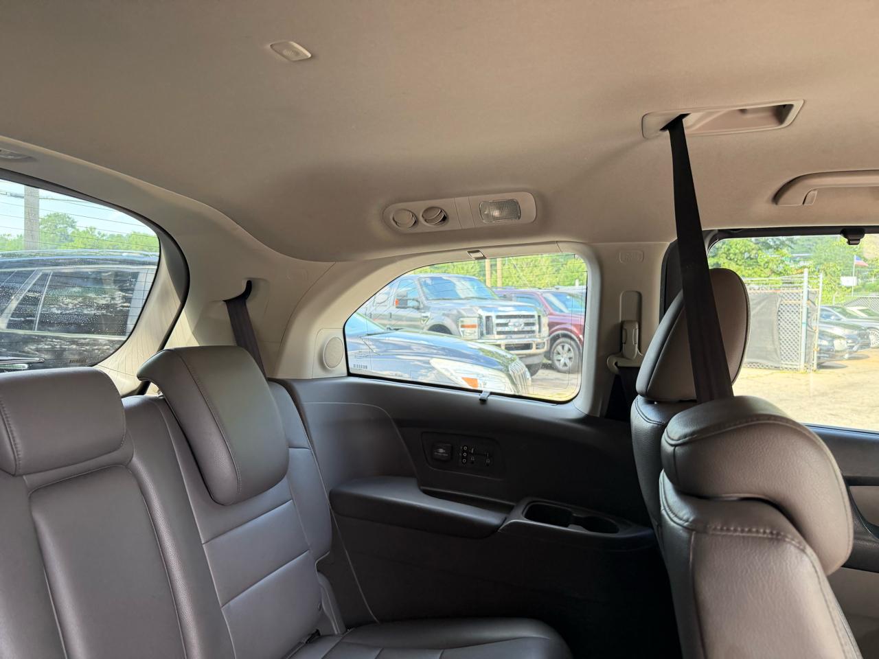 Honda Odyssey Touring 2015