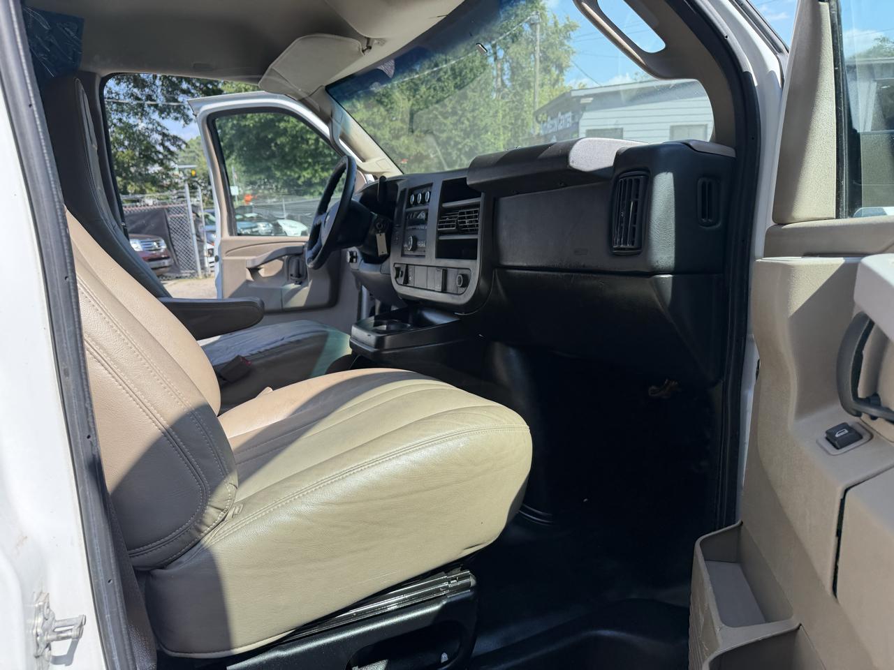 Chevrolet Express 2500 Cargo 2017