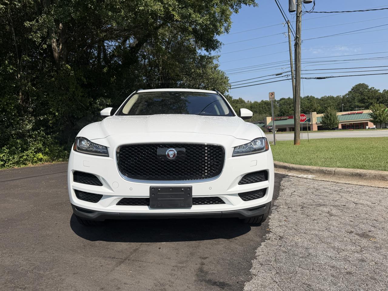 Jaguar F-PACE photo 3