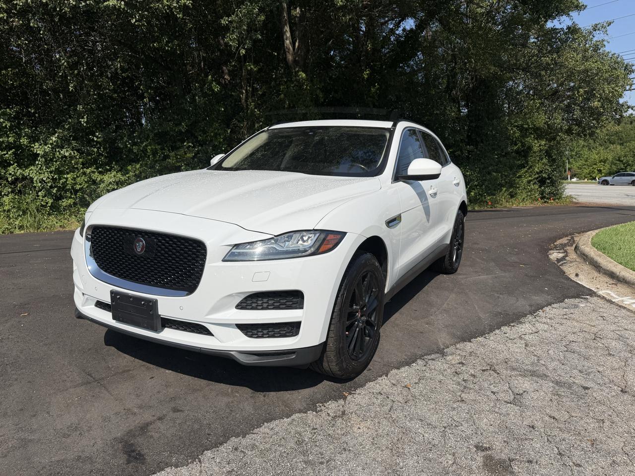 Jaguar F-PACE photo 5